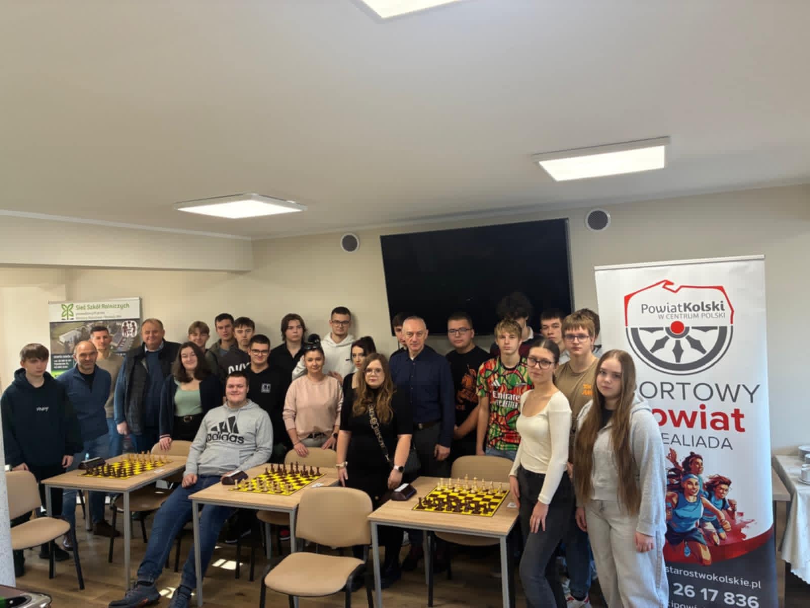 Zdjęcie do Drużynowe Mistrzostwa Powiatu Kolskiego w Szachach Dziewcząt i Chłopców szkół ponadpodstawowych 